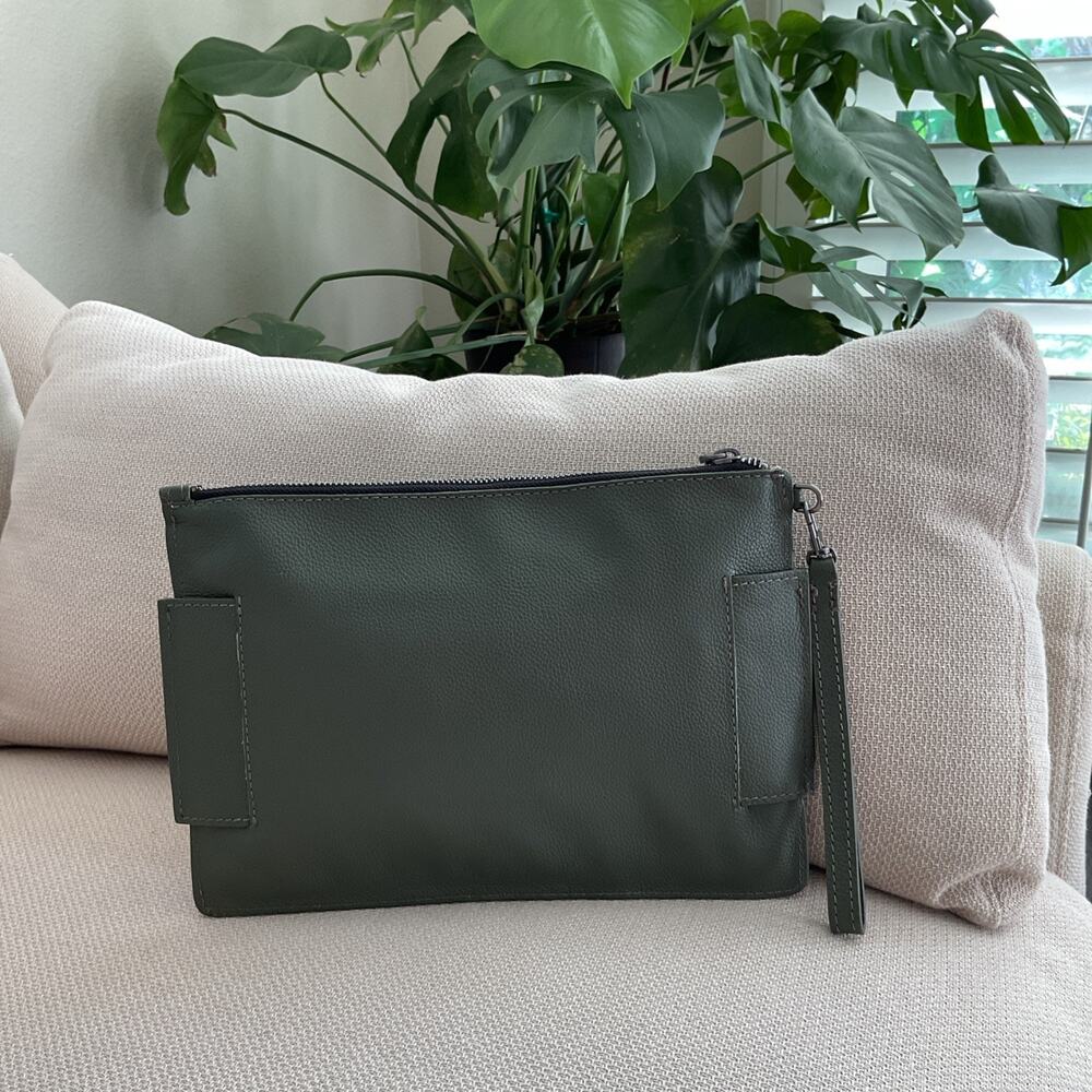 Etienne Aigner Leather Wristlet Clutch Sage Green Zip Pouch 11x 8 Madison Style - Picture 2 of 9